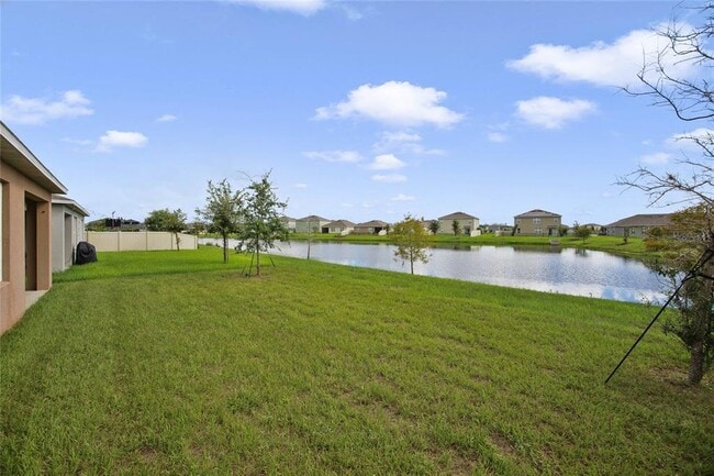 Building Photo - 652 Greymount St