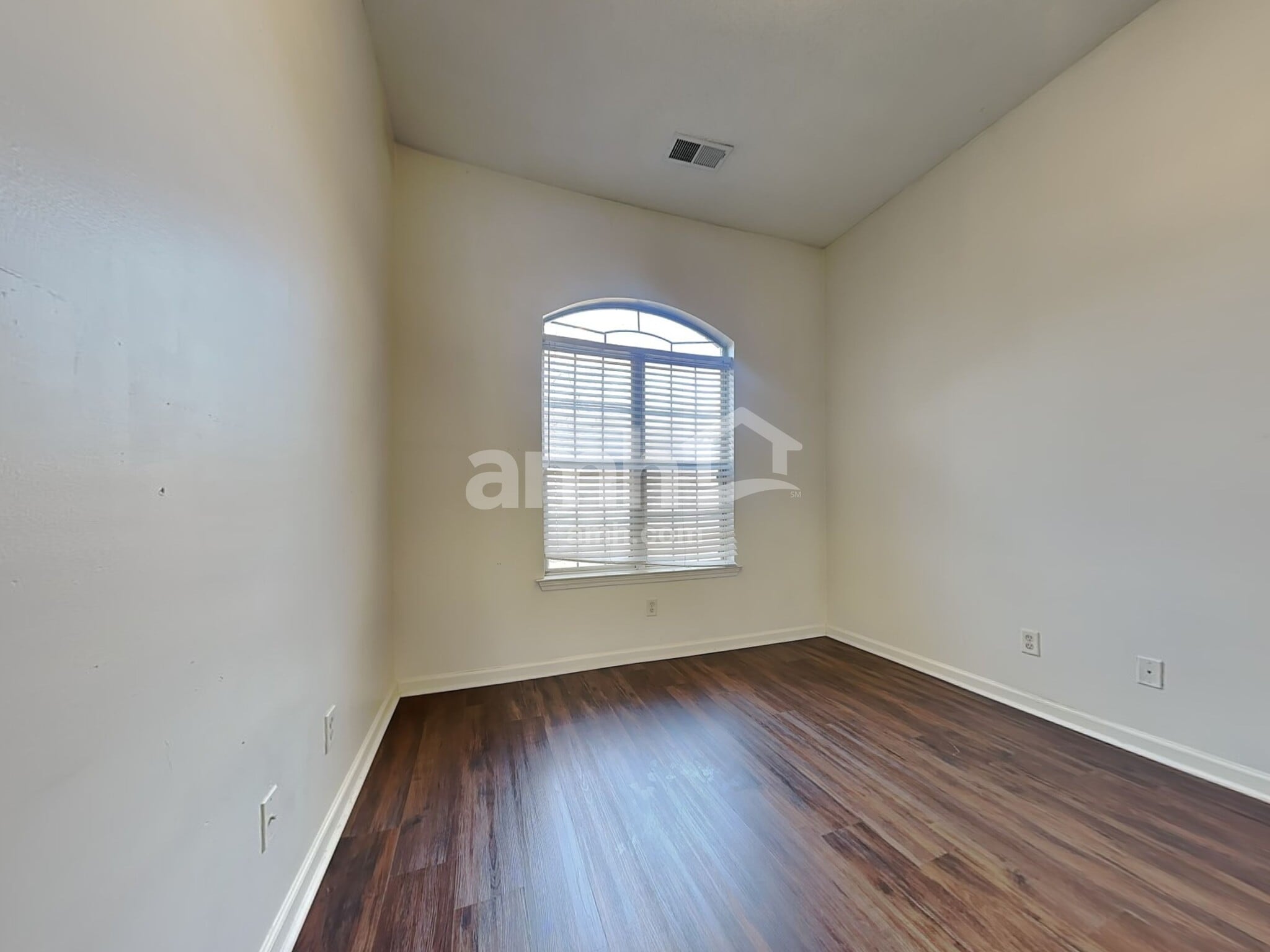 Building Photo - 4920 Misty River Rd