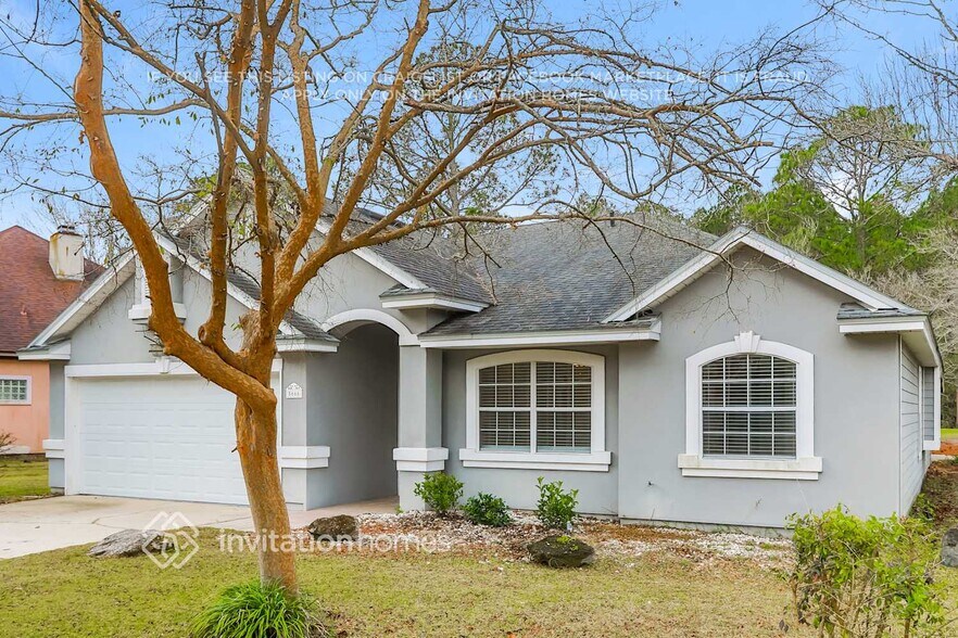 Building Photo - 5666 Plum Hollow Dr W