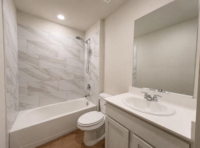 Building Photo - 2512 Kathleens Crossing