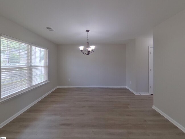 Building Photo - 774 Markham Cir
