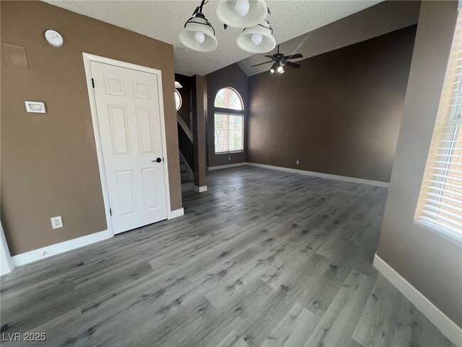 Building Photo - 1368 Torington Dr