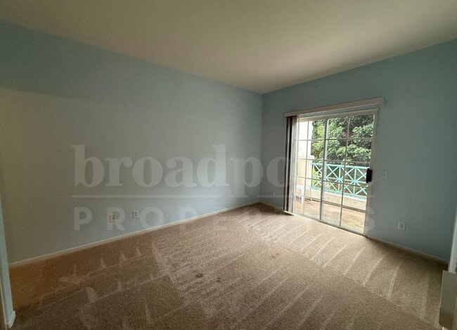 Building Photo - 12640 Springbrook Dr