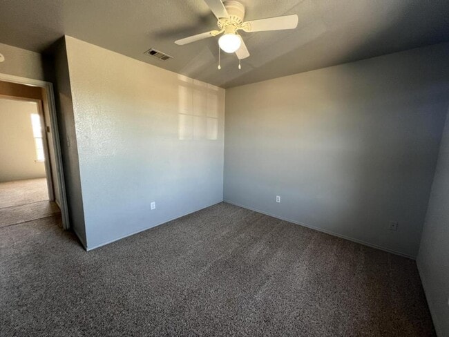 Building Photo - 5908 Greengate Dr