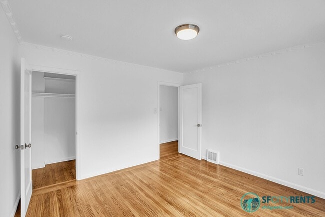Building Photo - Noe Valley: Single Family Home w/ Views, D...