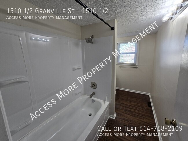 Building Photo - 1510 1/2 Granville St-1510 1/2