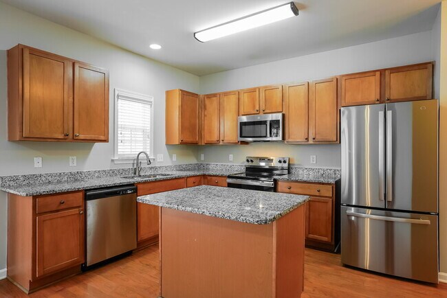 Building Photo - 117 Pearson Place