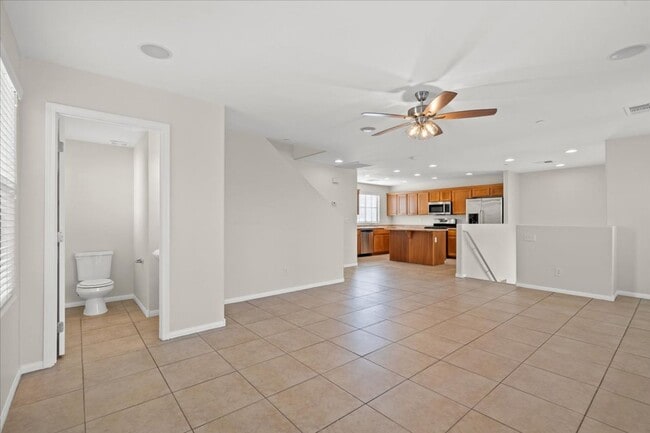 Building Photo - 3 Story, Spacious and Inviting 3-bedroom In Centennial Hills, with Downstairs Bedroom Suite