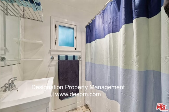 Building Photo - 1761 3/4-1764 Griffith Park Blvd