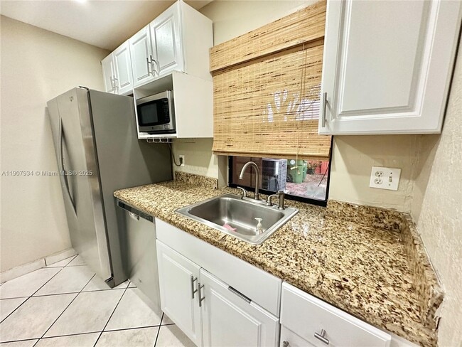 Building Photo - 10554 NW 3rd St