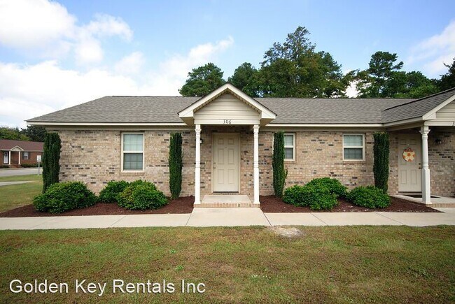 Primary Photo - 2 br, 2 bath House - 306 W Main Street