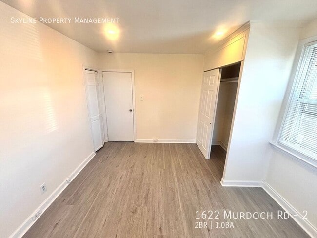 Building Photo - 1622 Murdoch Rd