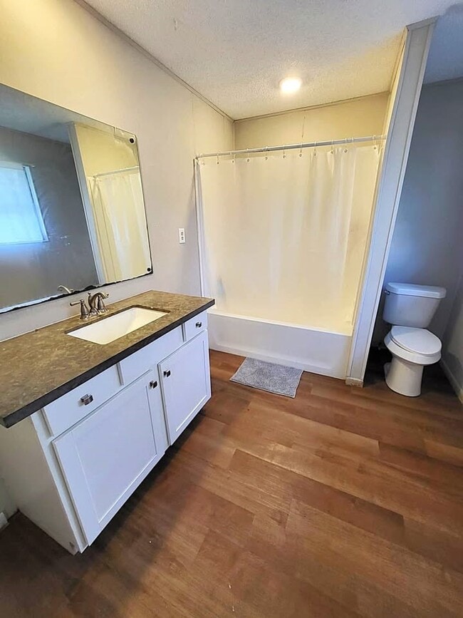 Building Photo - 20914 TX-35