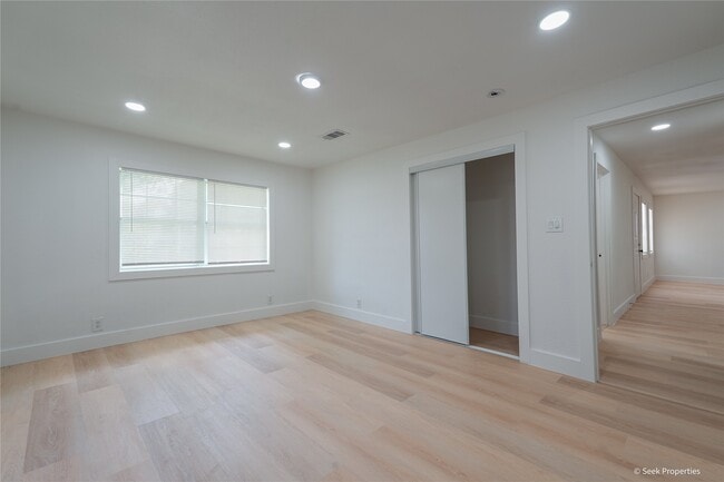 Building Photo - 7942 Hammerly Blvd