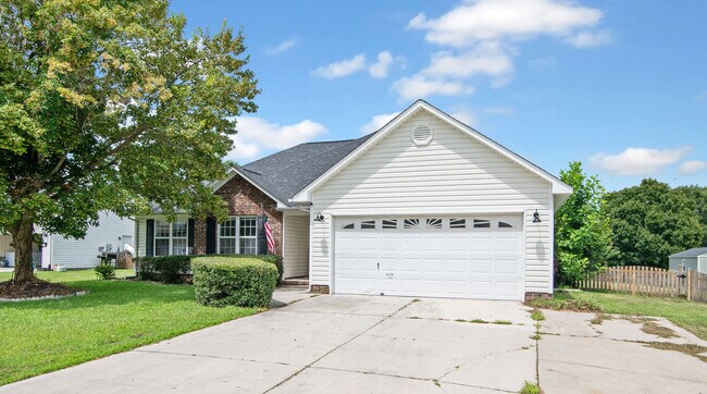 Building Photo - 202 Weeping Hollow Ct