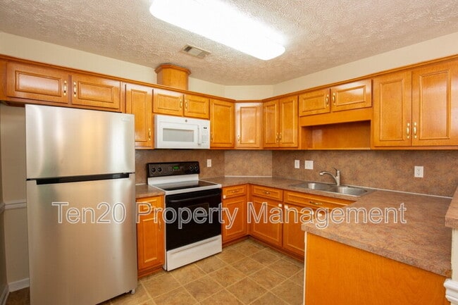 Building Photo - 9021 Sonoma Pointe Dr