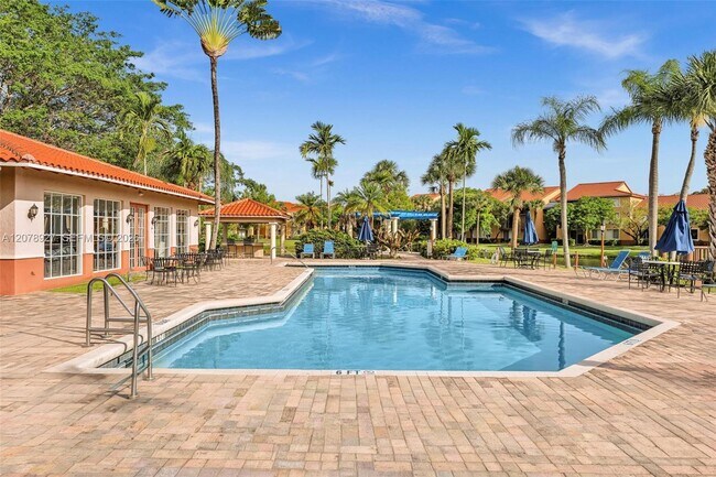Building Photo - 10765 Cleary Blvd