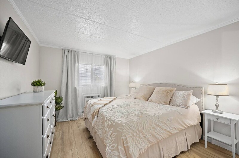 Building Photo - 16 51st St