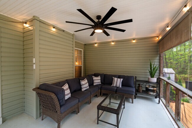 Building Photo - 89 Sandpiper Dr