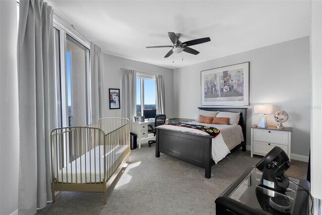 Building Photo - 5823 Bowen Daniel Dr