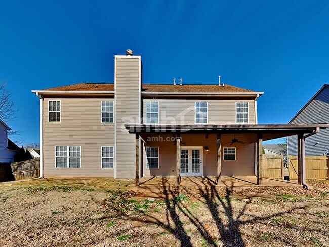 Building Photo - 811 Buffington Way