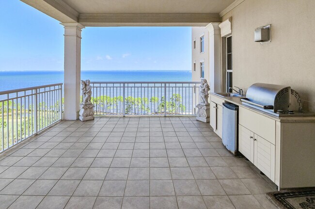 Building Photo - 400 Kelly Plantation Dr