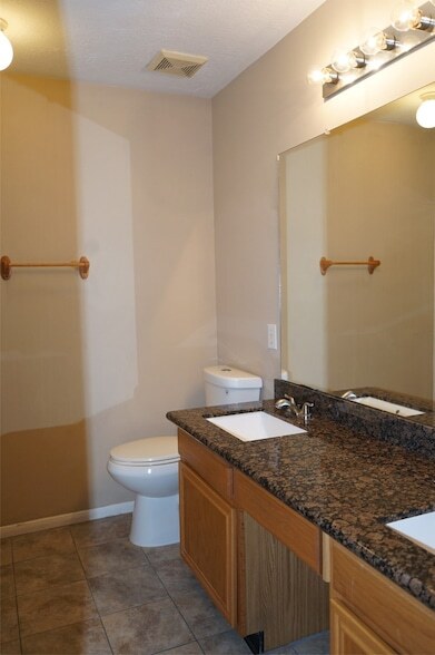 Building Photo - 18807 Timbers Dr