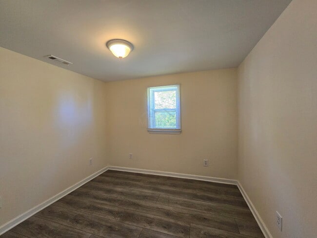 Building Photo - 3438 Duffield