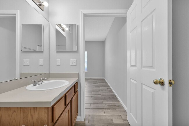 Building Photo - Limited-Time Rental Deal with move-in BONUS