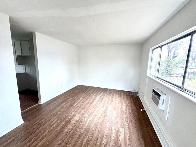 Building Photo - 4315 Spring Oak Dr