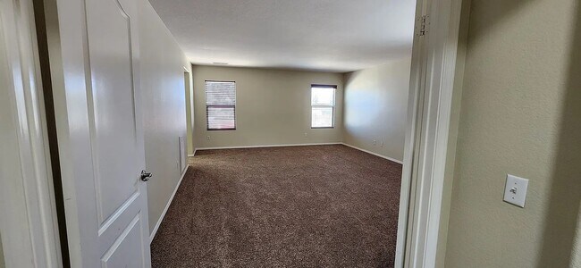 Building Photo - 1626 Sorrel Ln