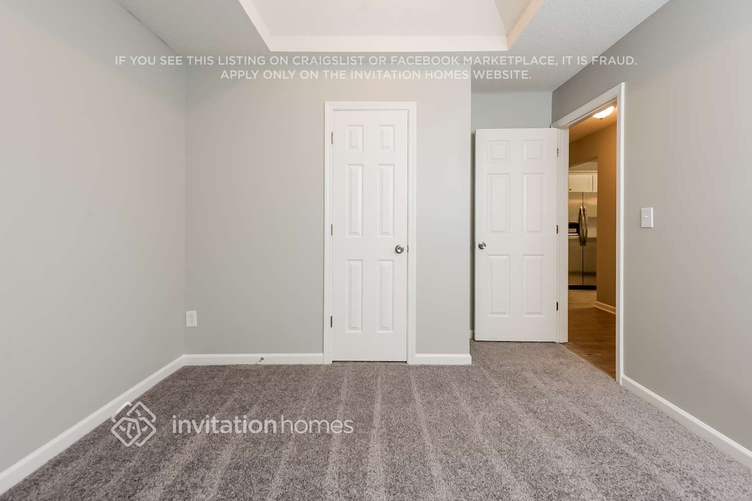 Building Photo - 4222 Arabian Way SW