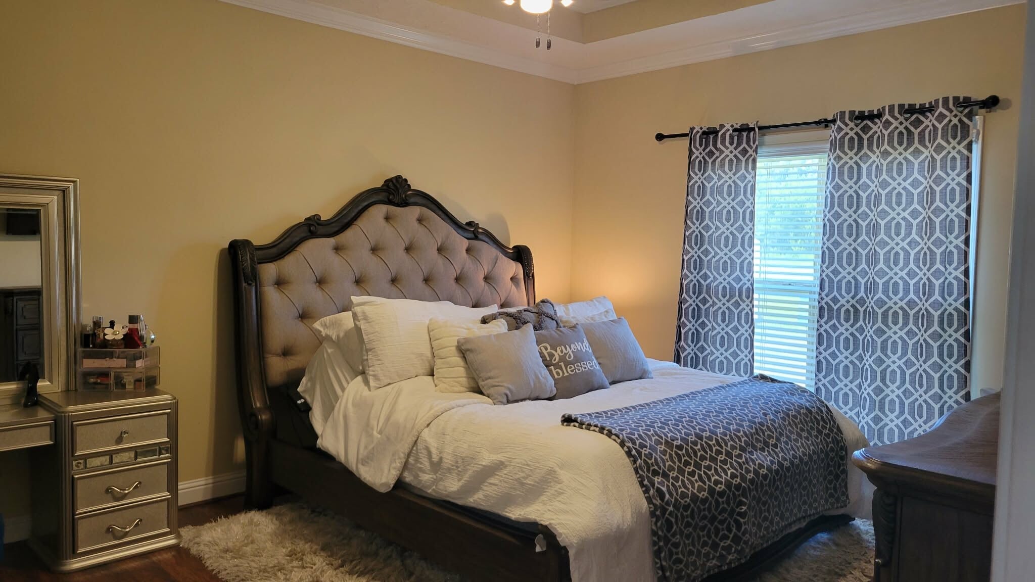 Building Photo - 7301 Anna Rose Dr