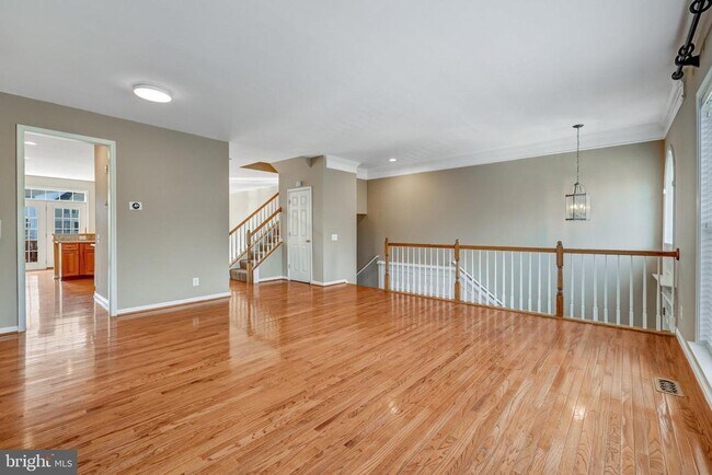 Building Photo - 43903 Thorncroft Terrace