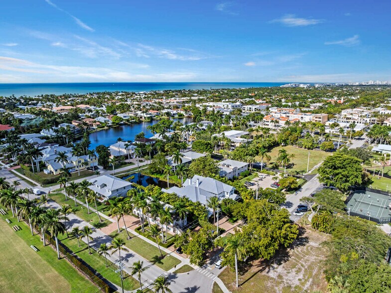 Building Photo - 655 8th Ave S