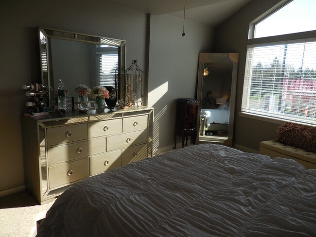 Building Photo - 12346 NE 114th St