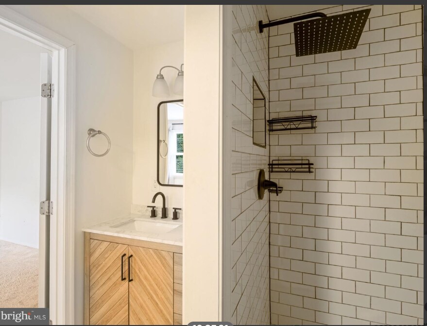 Building Photo - 5523 Inverness Woods Ct