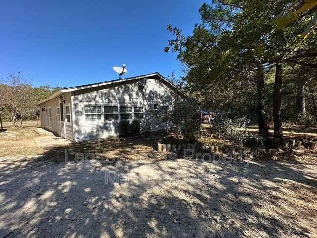 Building Photo - 8201 Dot Hudson Rd