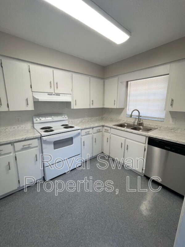 Building Photo - 914 Marietta St