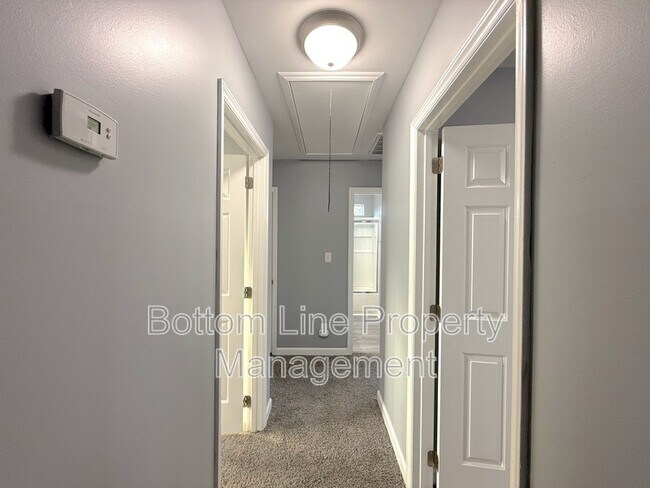 Building Photo - 13446 Cassington Ct