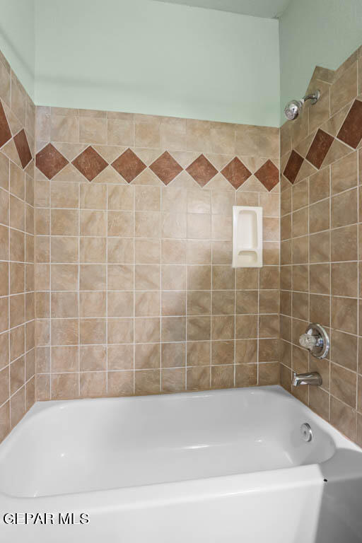 Building Photo - 12733 Tierra Salas Dr