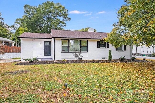 Primary Photo - 2301 Shamrock Dr