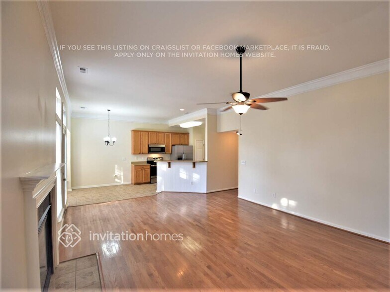 Building Photo - 2572 McGinnes Pl NW