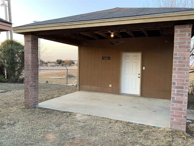 Building Photo - 2630 Comal Loop