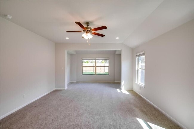 Building Photo - 2425 Choctaw Pl