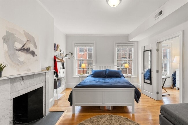 Building Photo - 62 W Cedar St