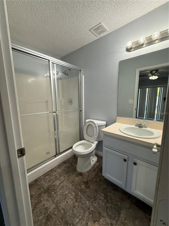 Building Photo - 39 Beechwood Ln