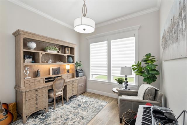 Building Photo - 245 Colonial Dr