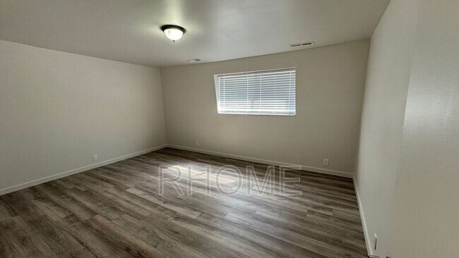 Building Photo - 3414 S 300 E