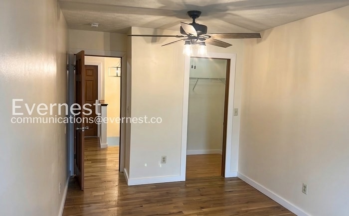 Building Photo - 2566 Edencreek Ln